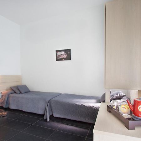 Hotel Spiaggia Marconi Rimini Dış mekan fotoğraf