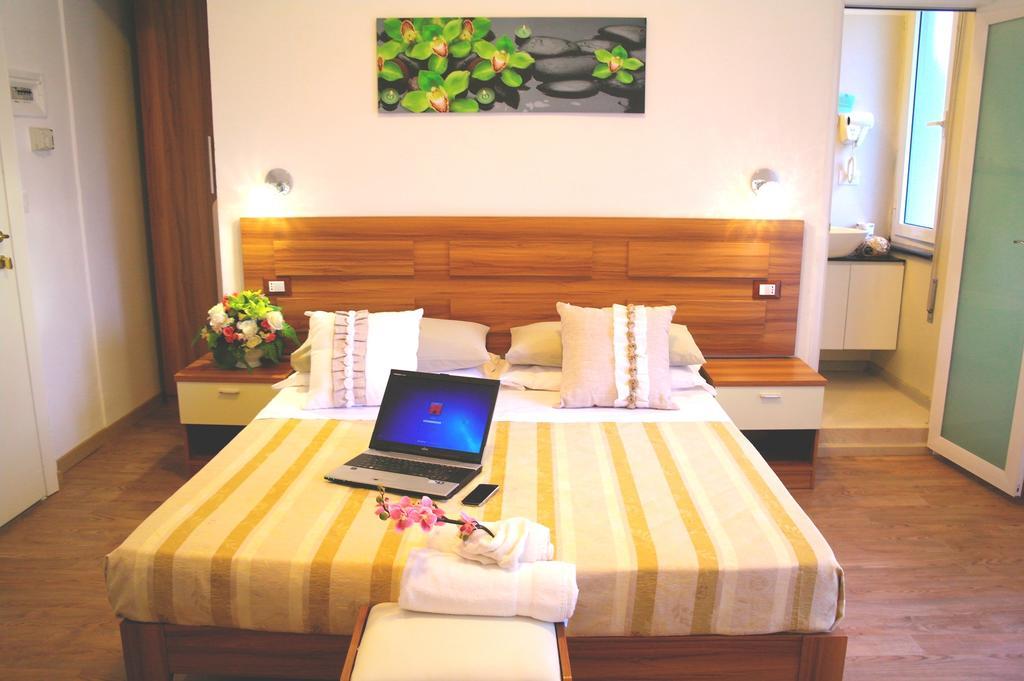 Hotel Spiaggia Marconi Rimini Dış mekan fotoğraf