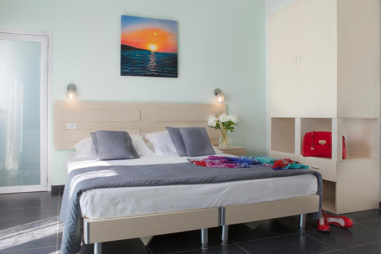 Hotel Spiaggia Marconi Rimini Dış mekan fotoğraf