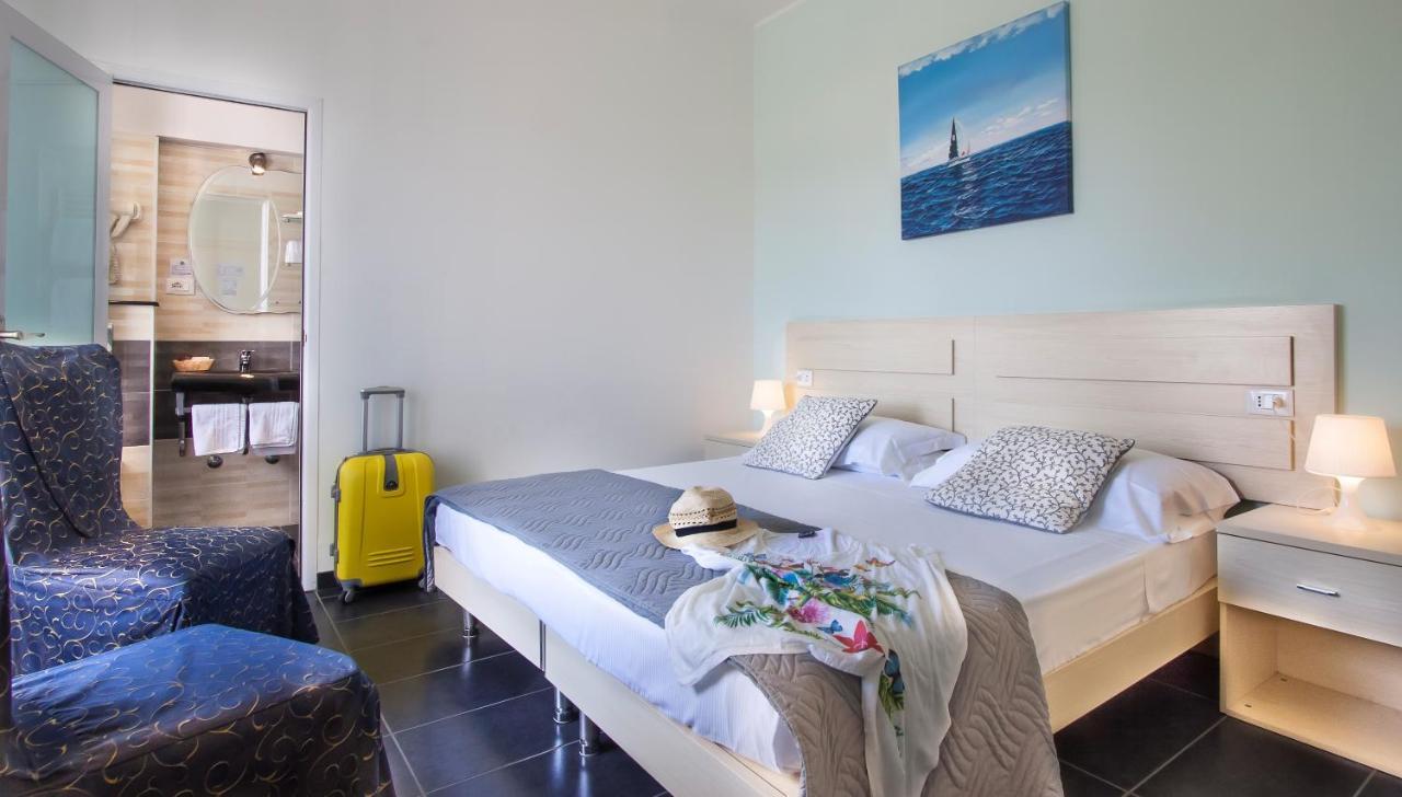 Hotel Spiaggia Marconi Rimini Dış mekan fotoğraf